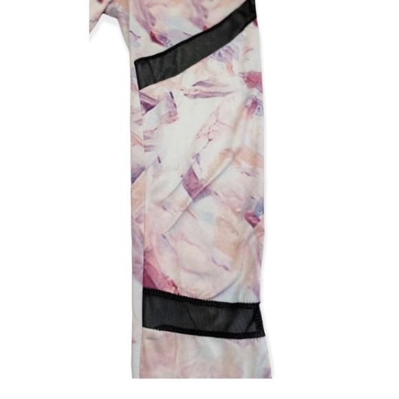 Shein Multicolor Black Contrast Mesh Leggings, Size Medium - Picture 6 of 15